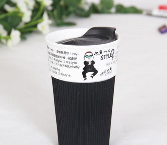 質(zhì)感之選 塑料蓋陶瓷杯，生活中的溫暖陪伴